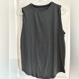Lululemon | Black & White Striped High Neck Sculpt Tank Size 10